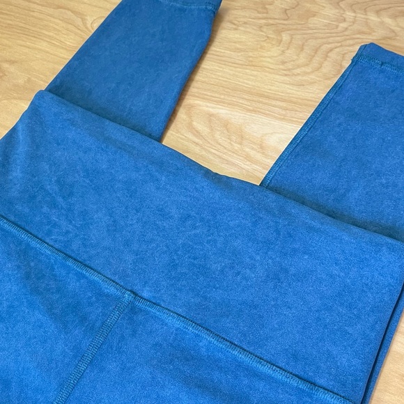 Athleta Elation Garment Dye ⅞ Tight Teal Size Small *see measurements - Picture 10 of 10